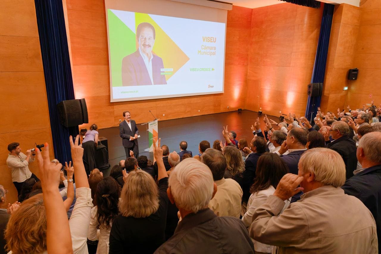 Apresentação da Comissão de Honra e do Programa Eleitoral